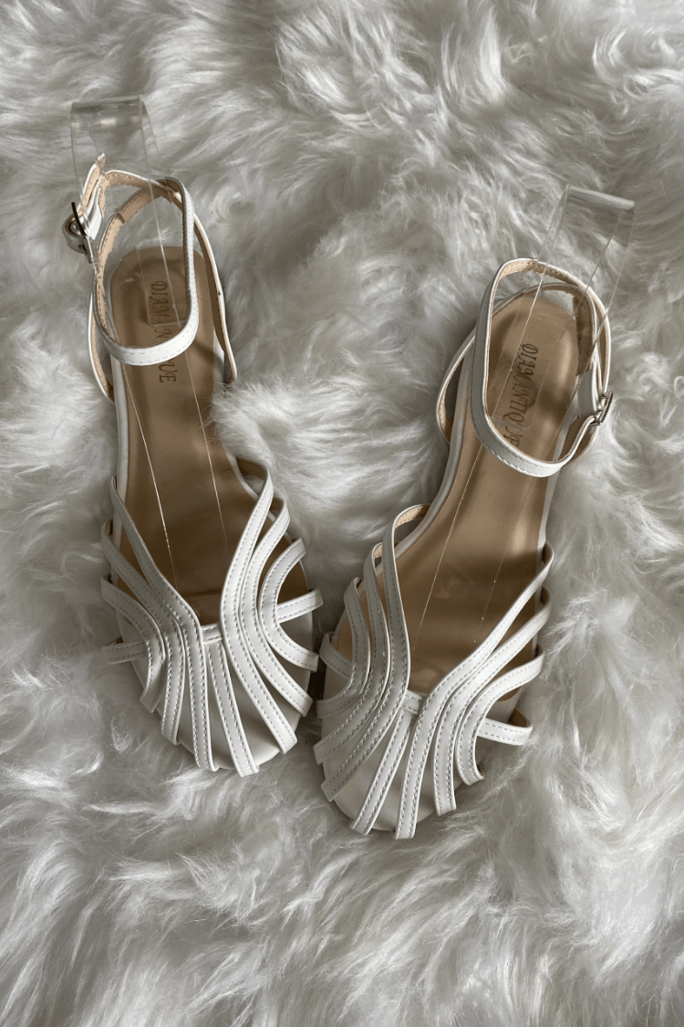 Fang | Sandals