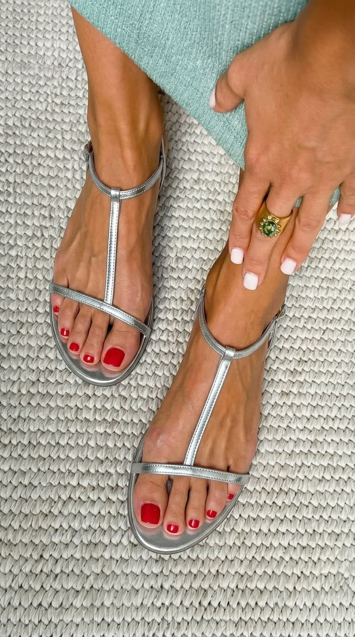 Lian | Sandals